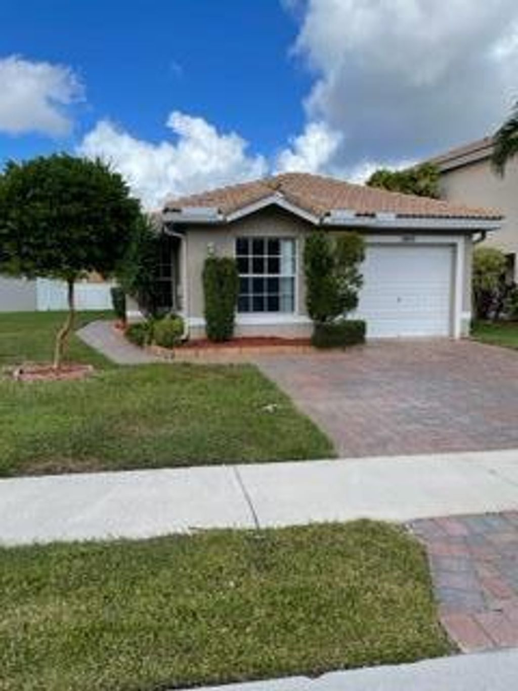 Photo of 6655 Duval Avenue, Royal Palm Beach, FL 33411 (MLS # B26015321)