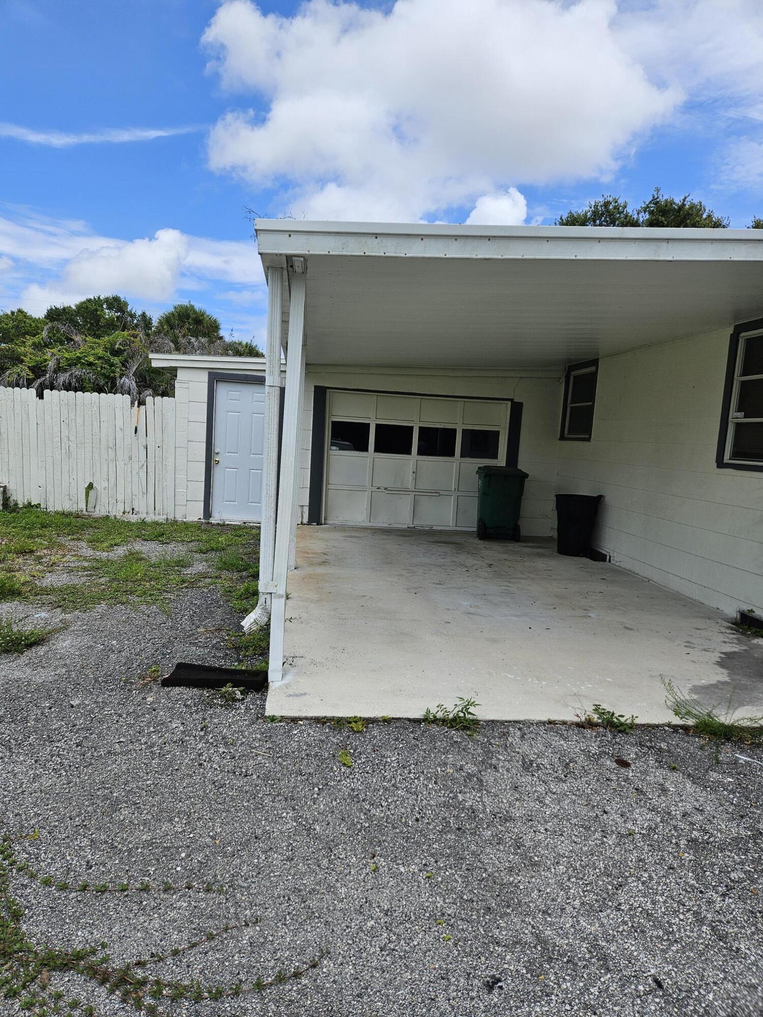 2304 S 41st Street