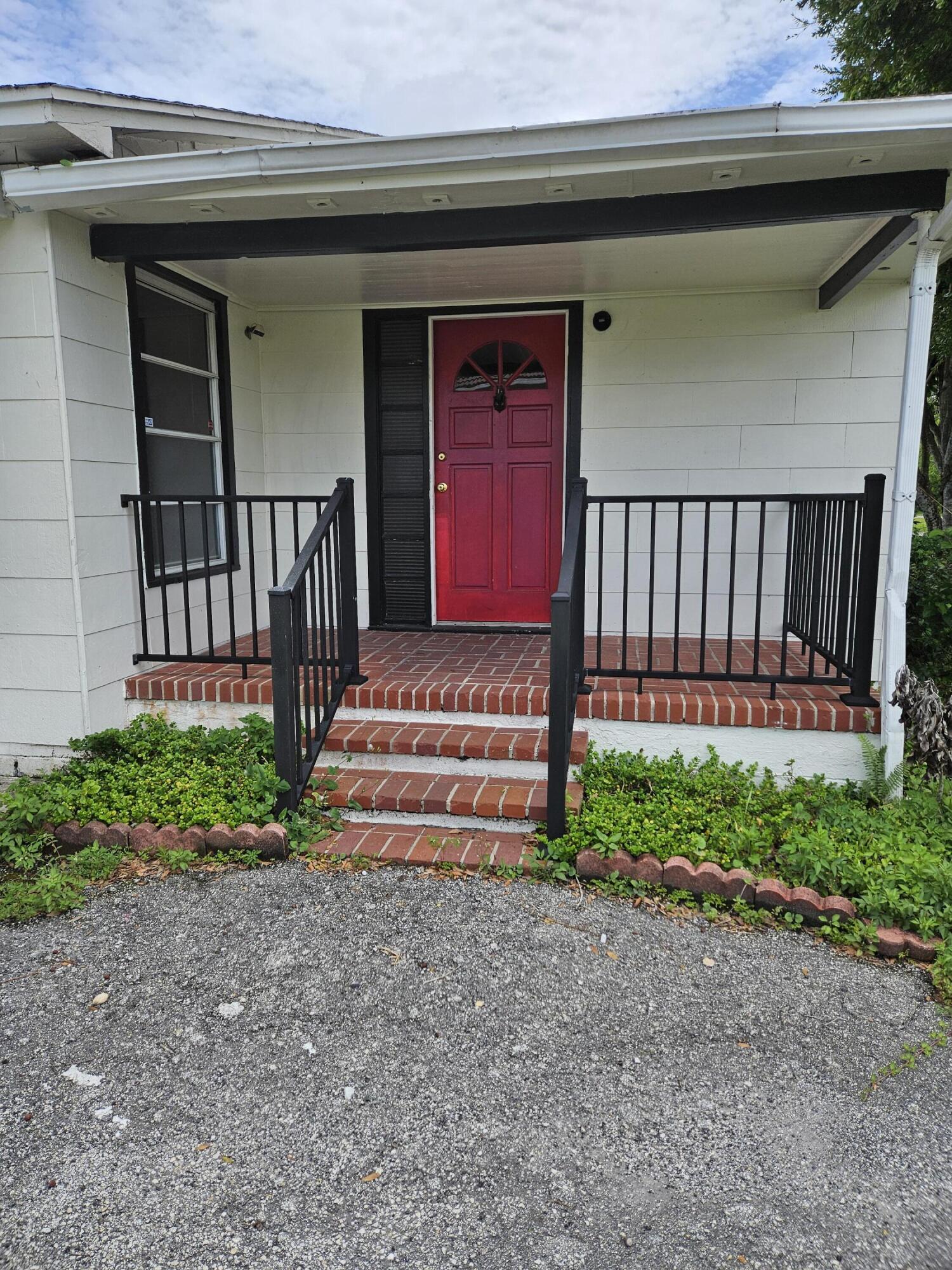 2304 S 41st Street