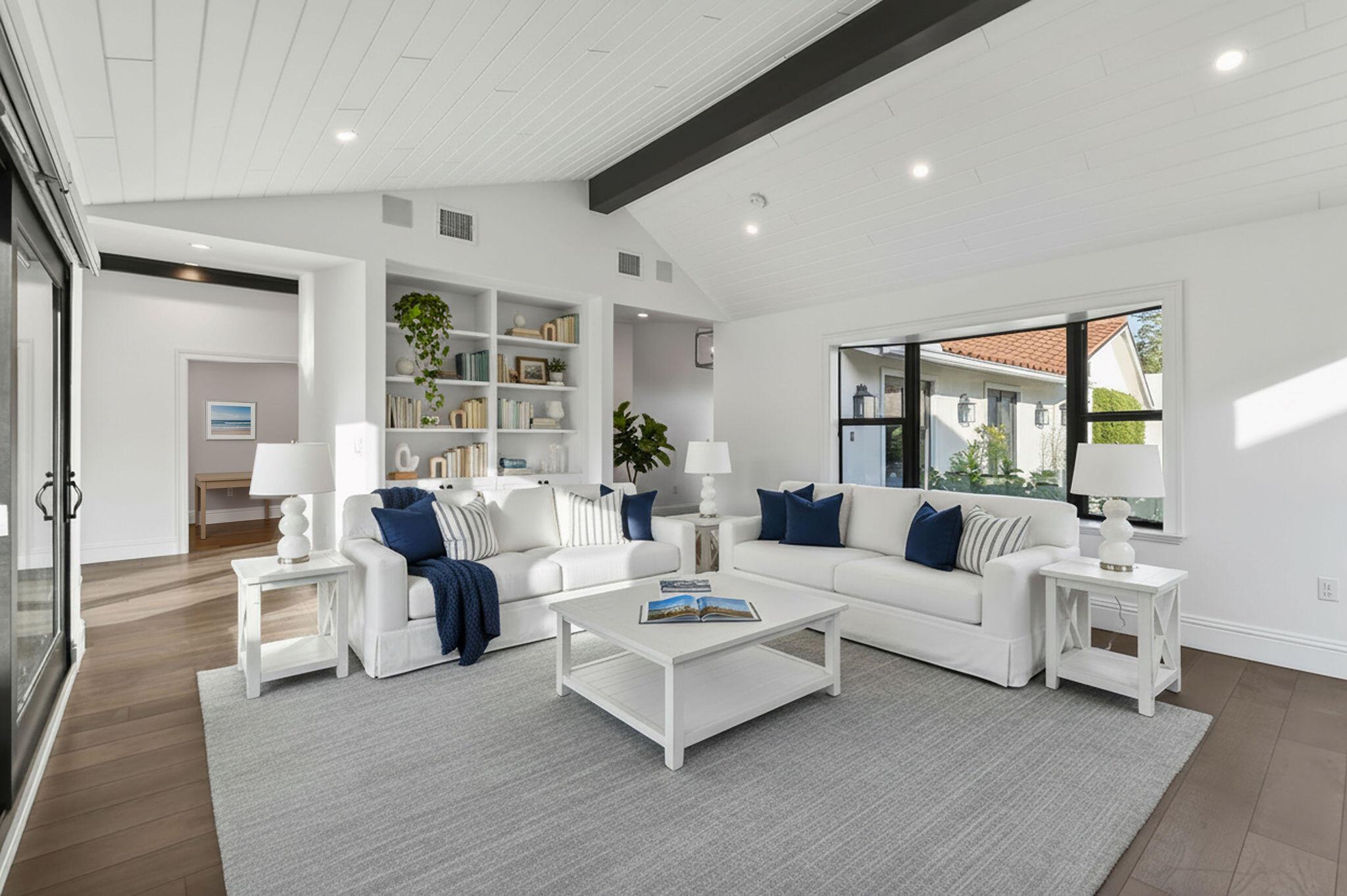 OCEAN WALK PLACE PH - Residential