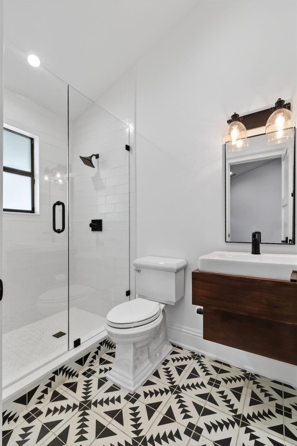 OCEAN WALK PLACE PH - Residential