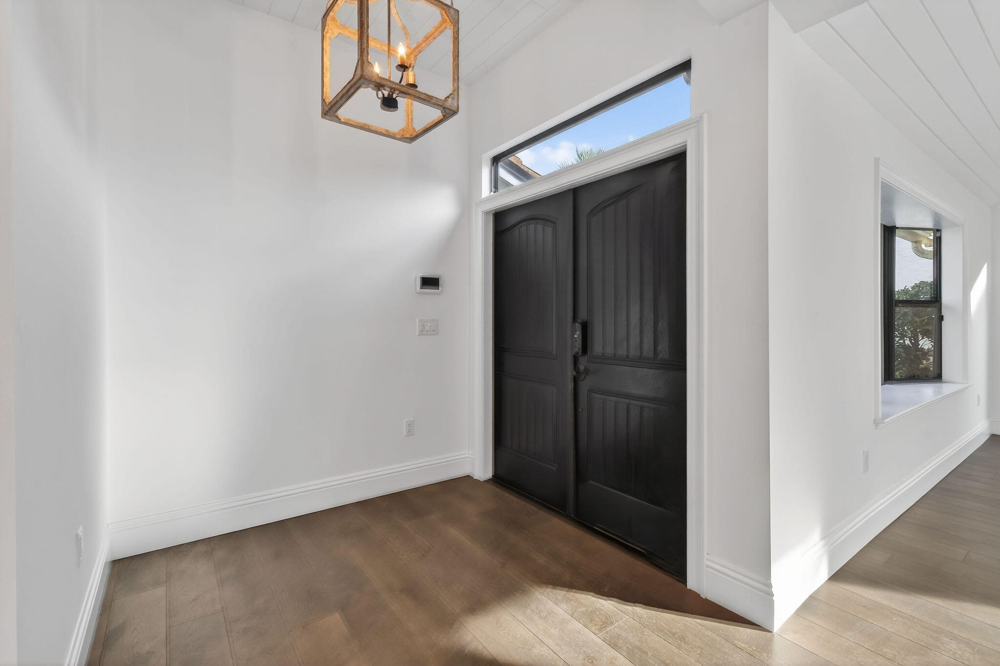 OCEAN WALK PLACE PH - Residential