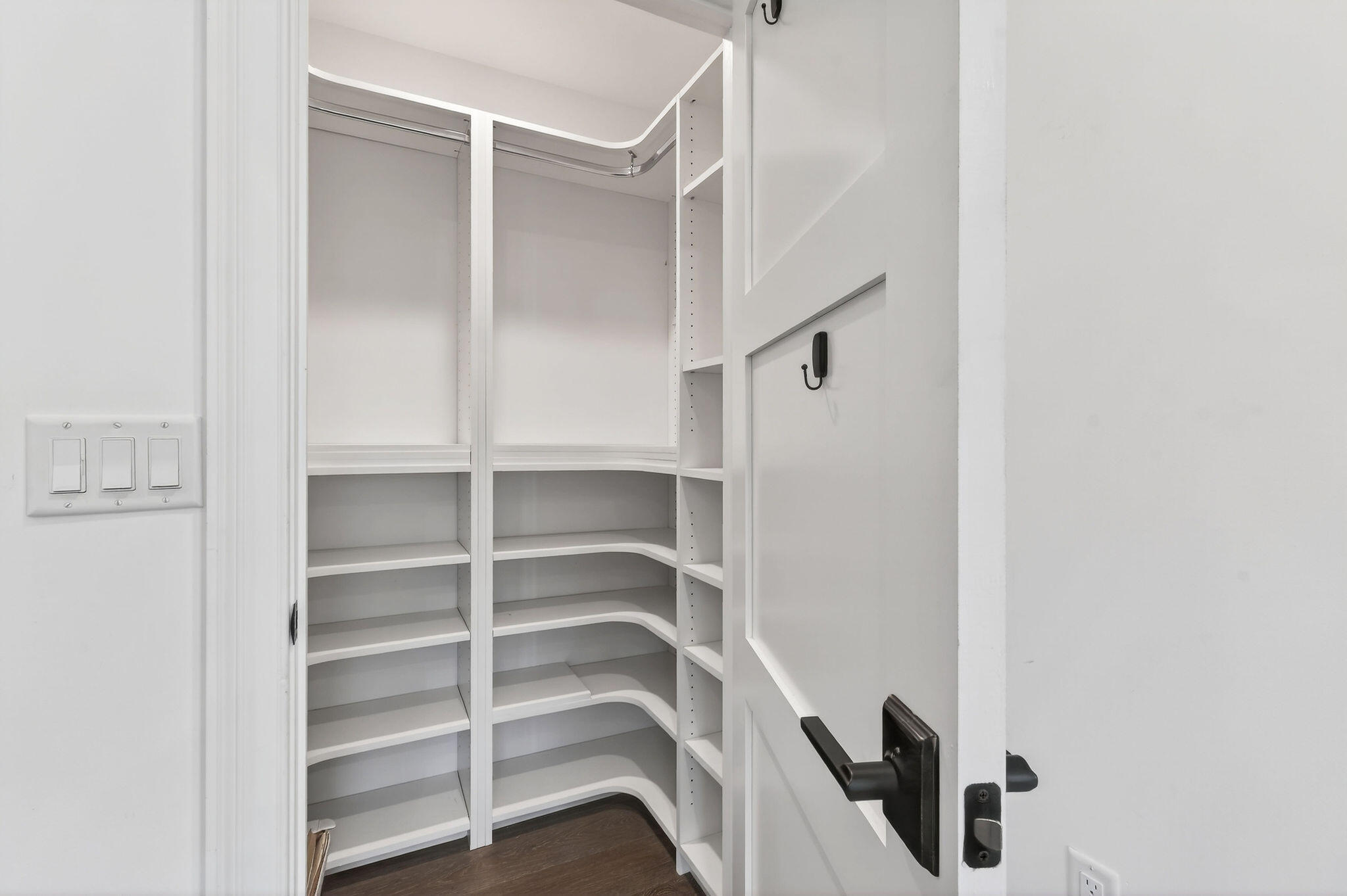 OCEAN WALK PLACE PH - Residential