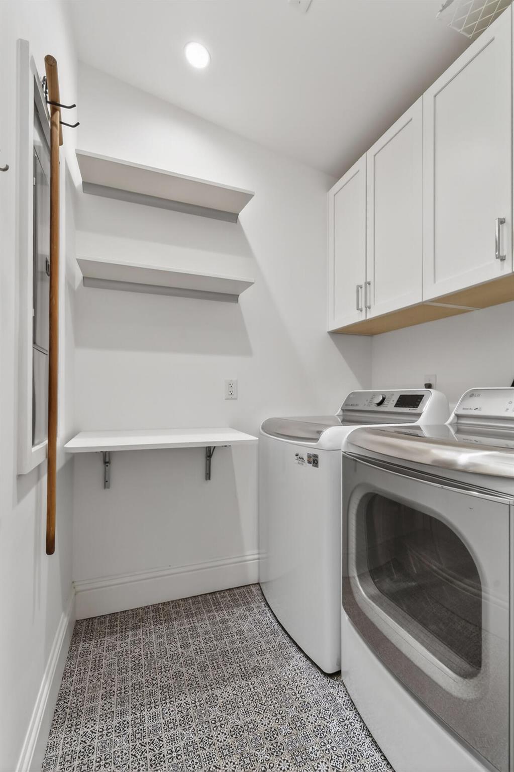 OCEAN WALK PLACE PH - Residential