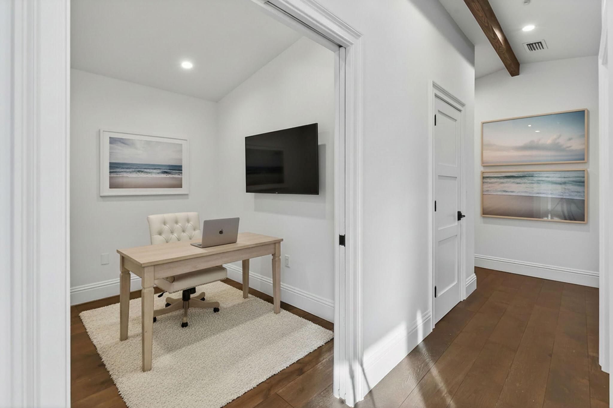 OCEAN WALK PLACE PH - Residential