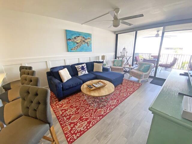 MOON BAY - Residential