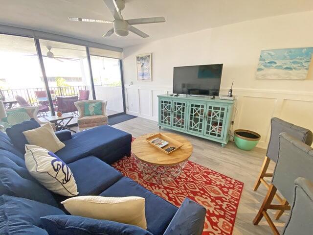 MOON BAY - Residential