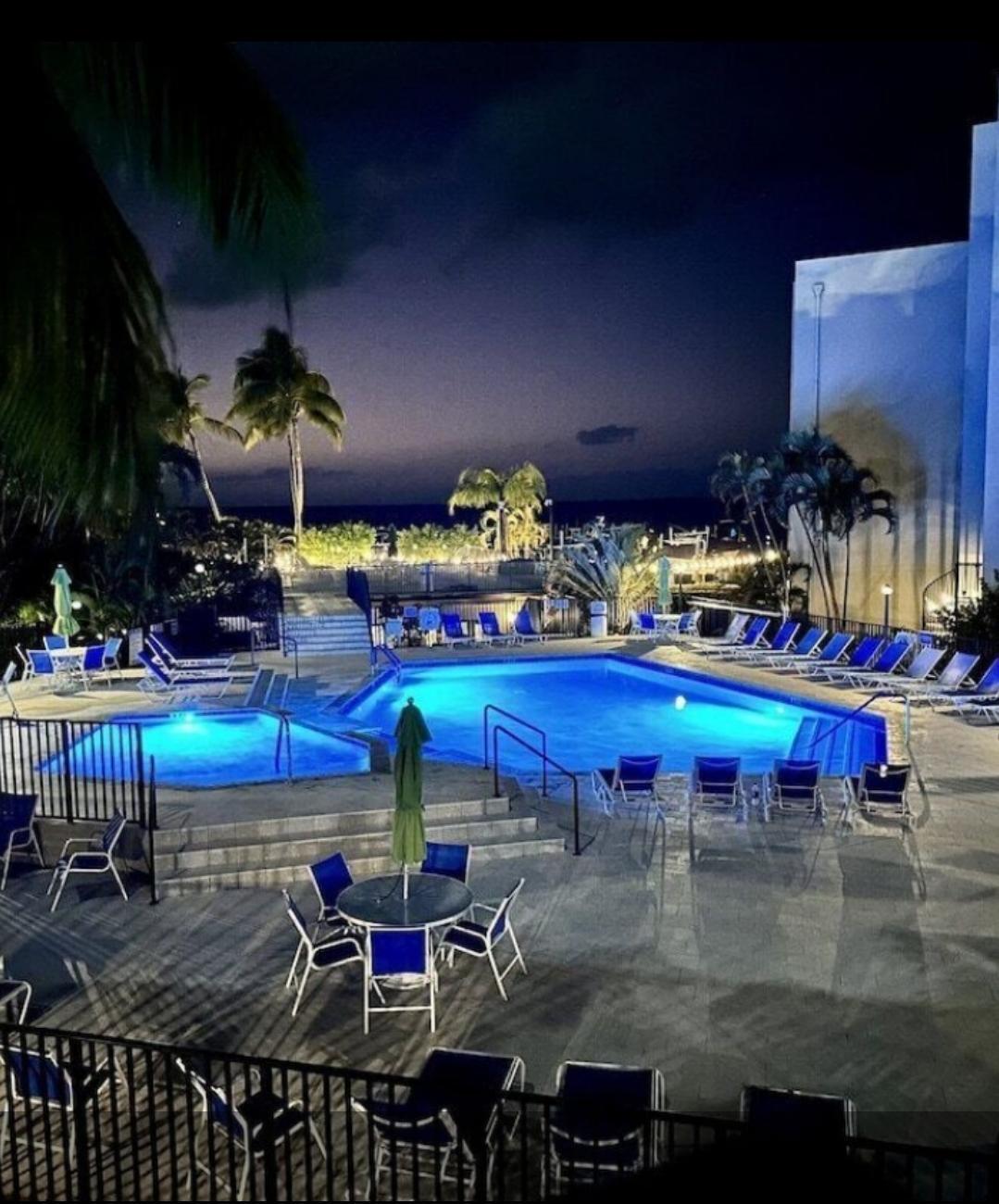 MOON BAY - Residential