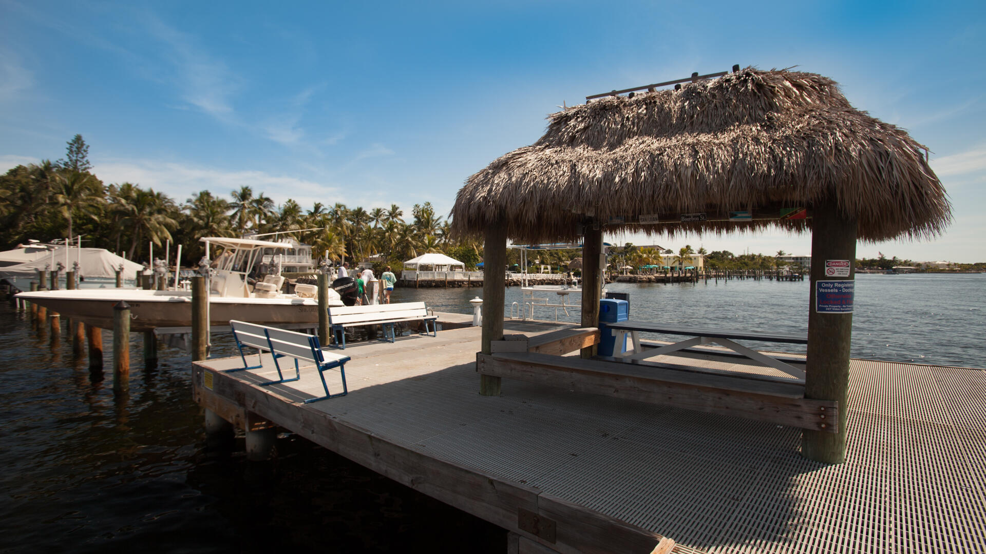 MOON BAY - Residential