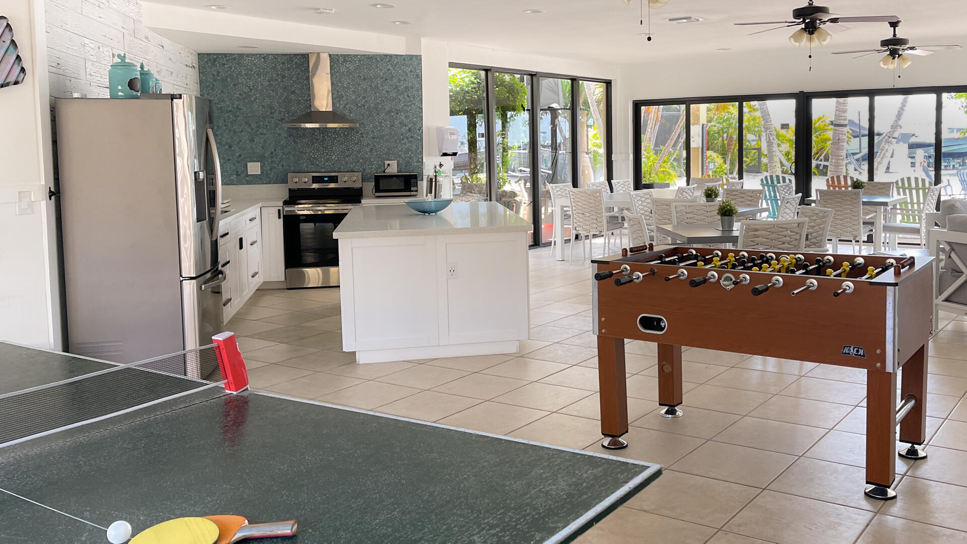 MOON BAY - Residential