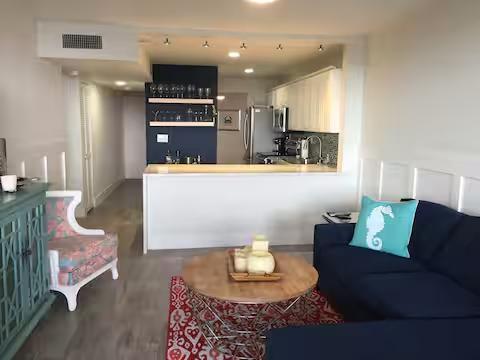 MOON BAY - Residential