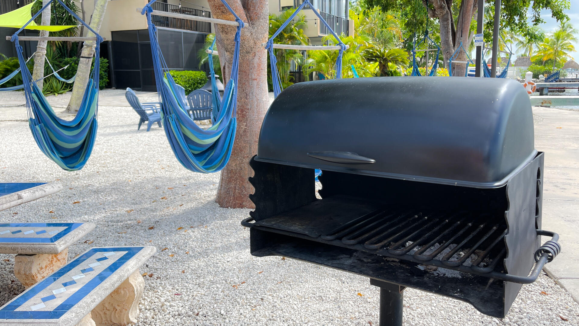 MOON BAY - Residential