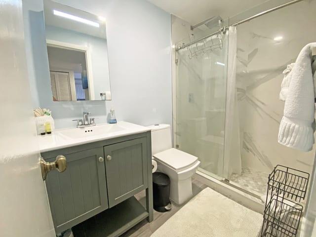 MOON BAY - Residential