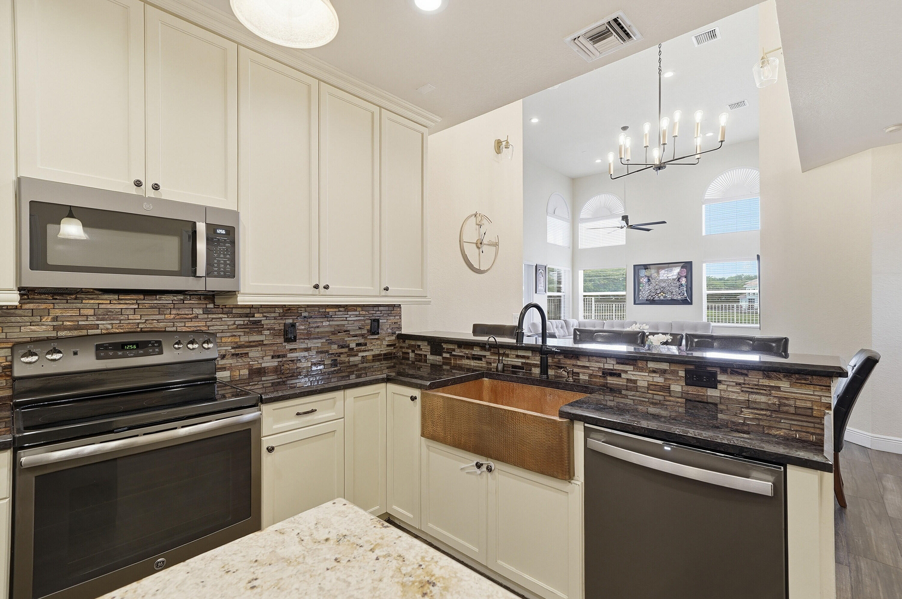 BOCA FALLS PAR J - Residential