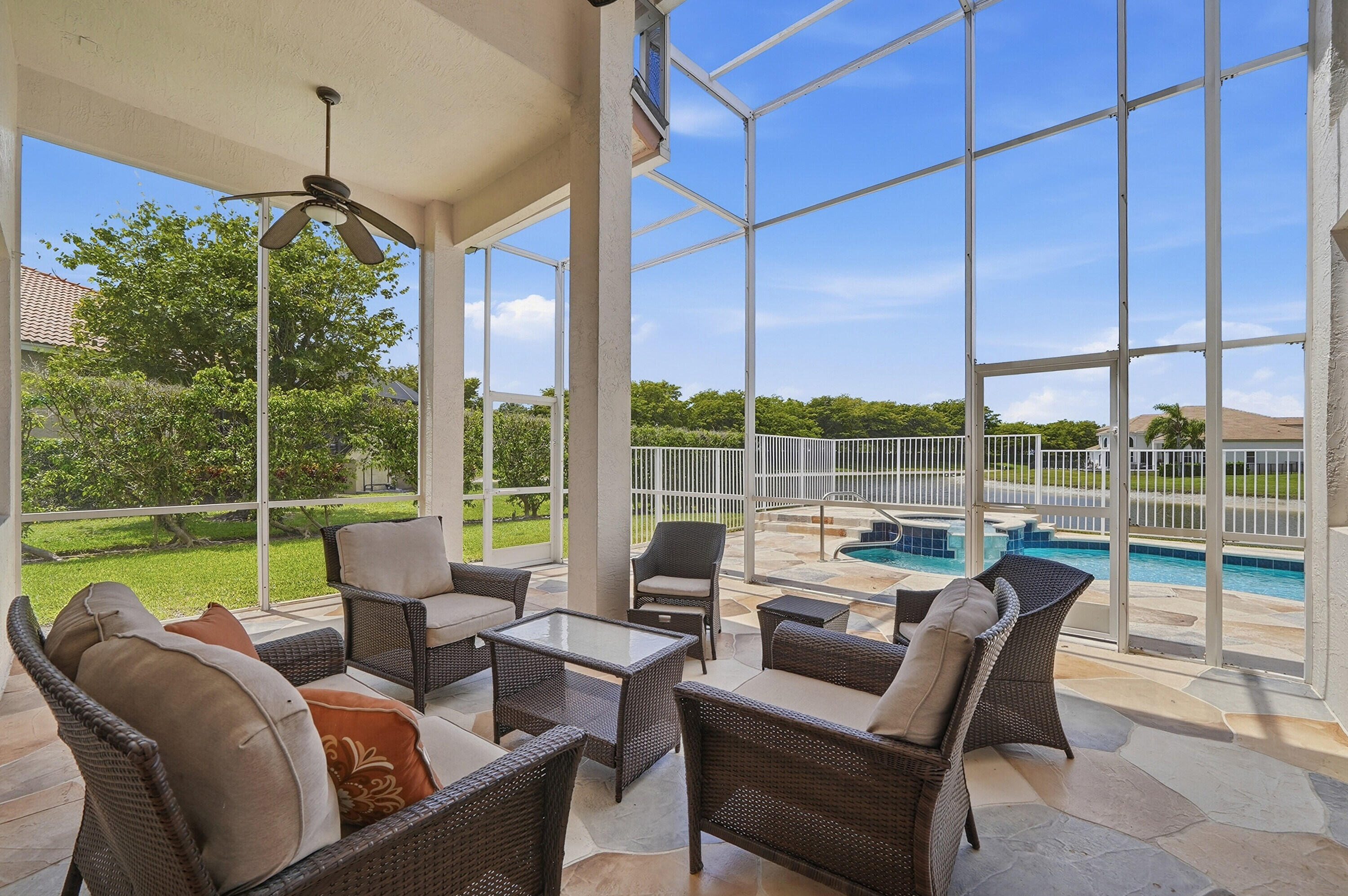 BOCA FALLS PAR J - Residential