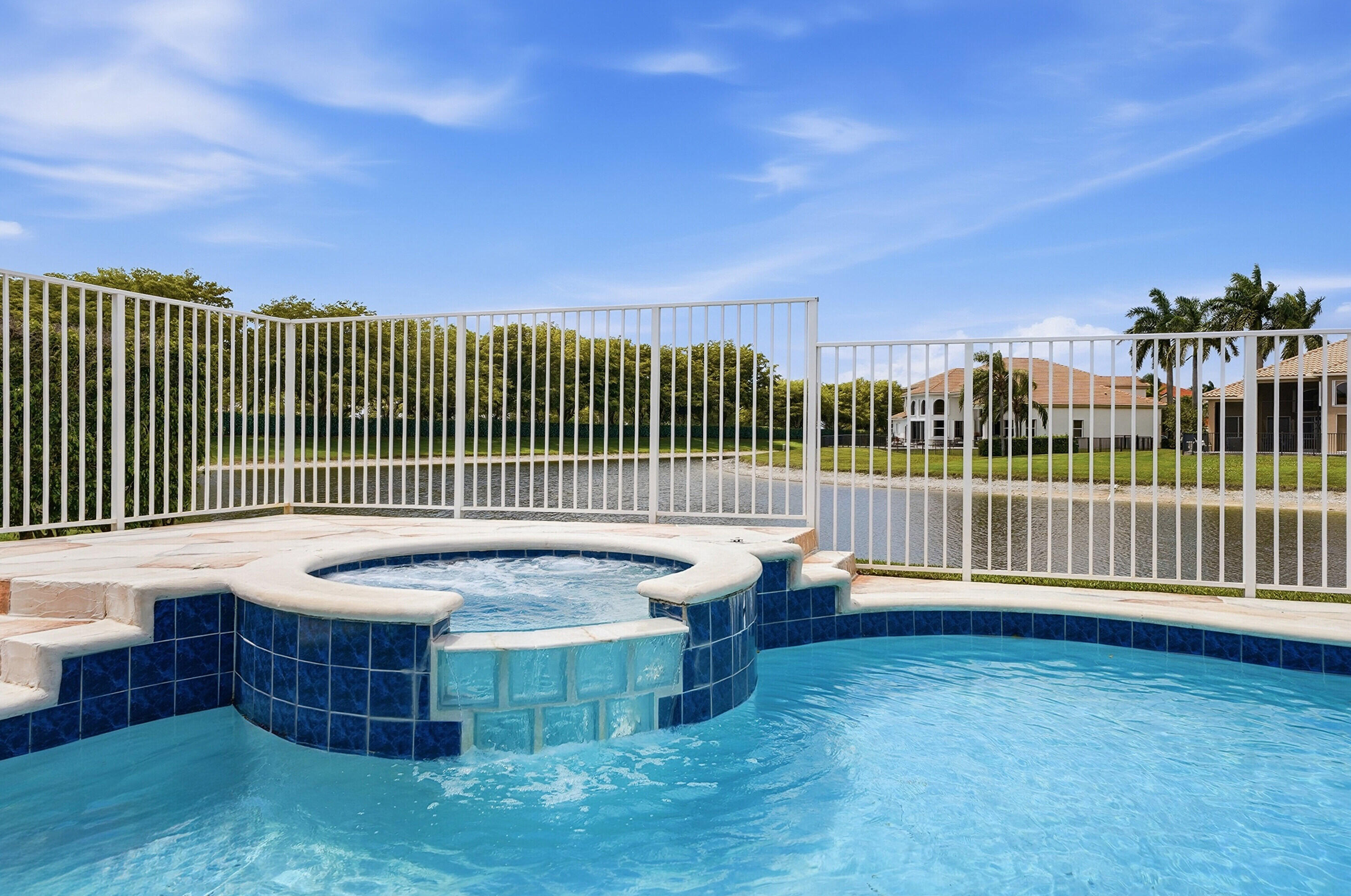 BOCA FALLS PAR J - Residential