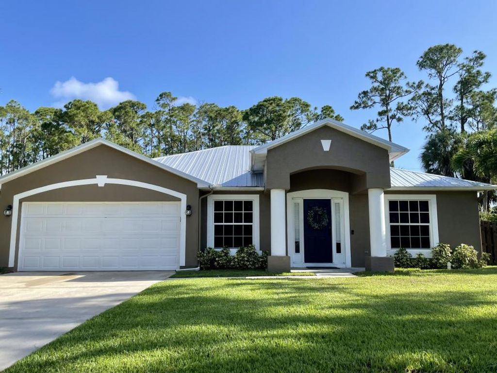 Photo of 8106 Kenwood Road, Fort Pierce, FL 34951 (MLS # R10727418)