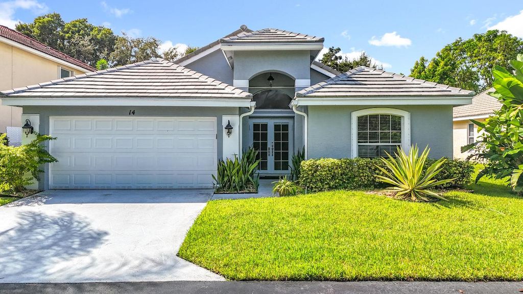 Photo of 14 Lawrence Lake Drive, Boynton Beach, FL 33436 (MLS # R11126722)