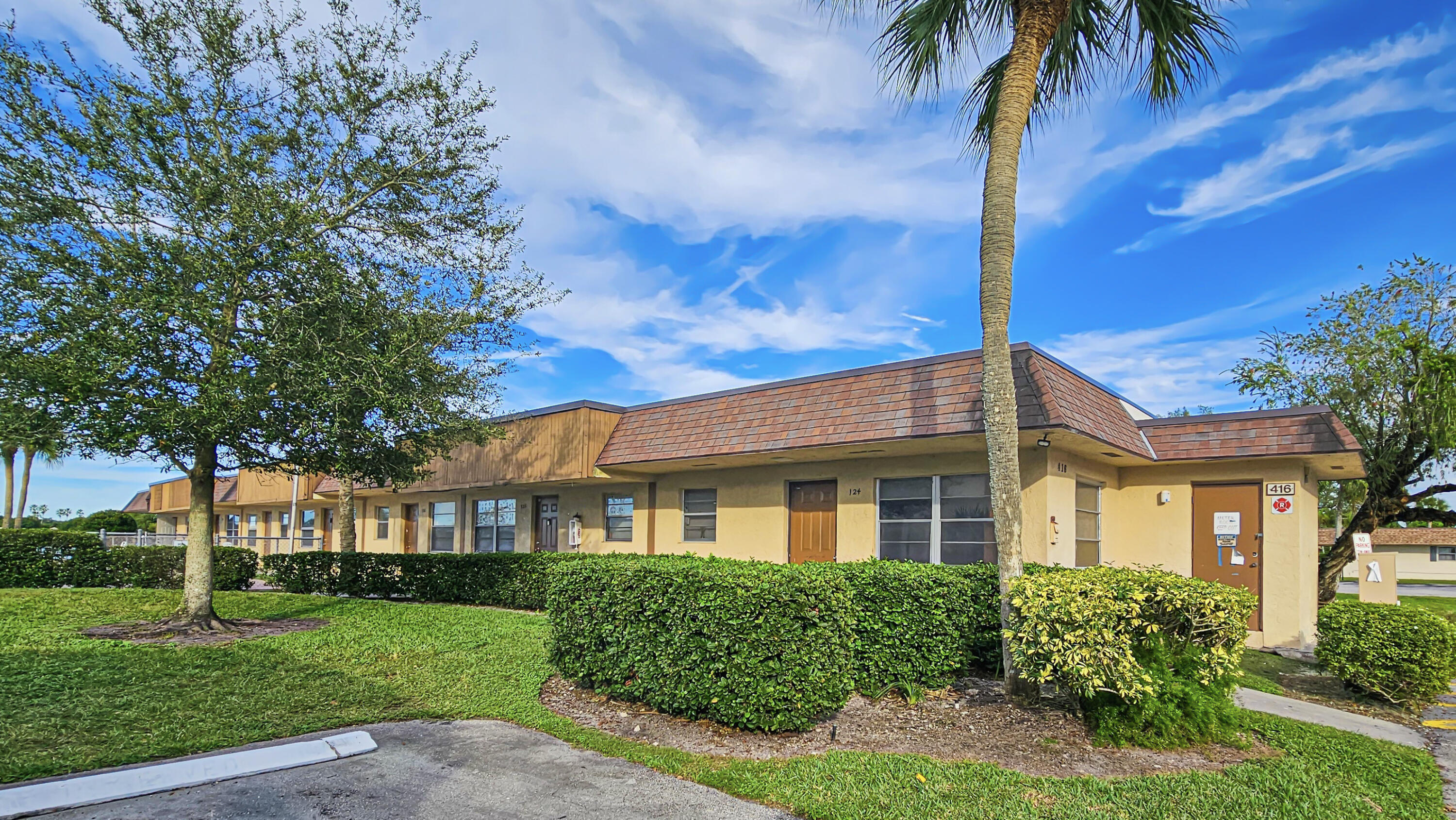 416 Lakeside Drive 129
