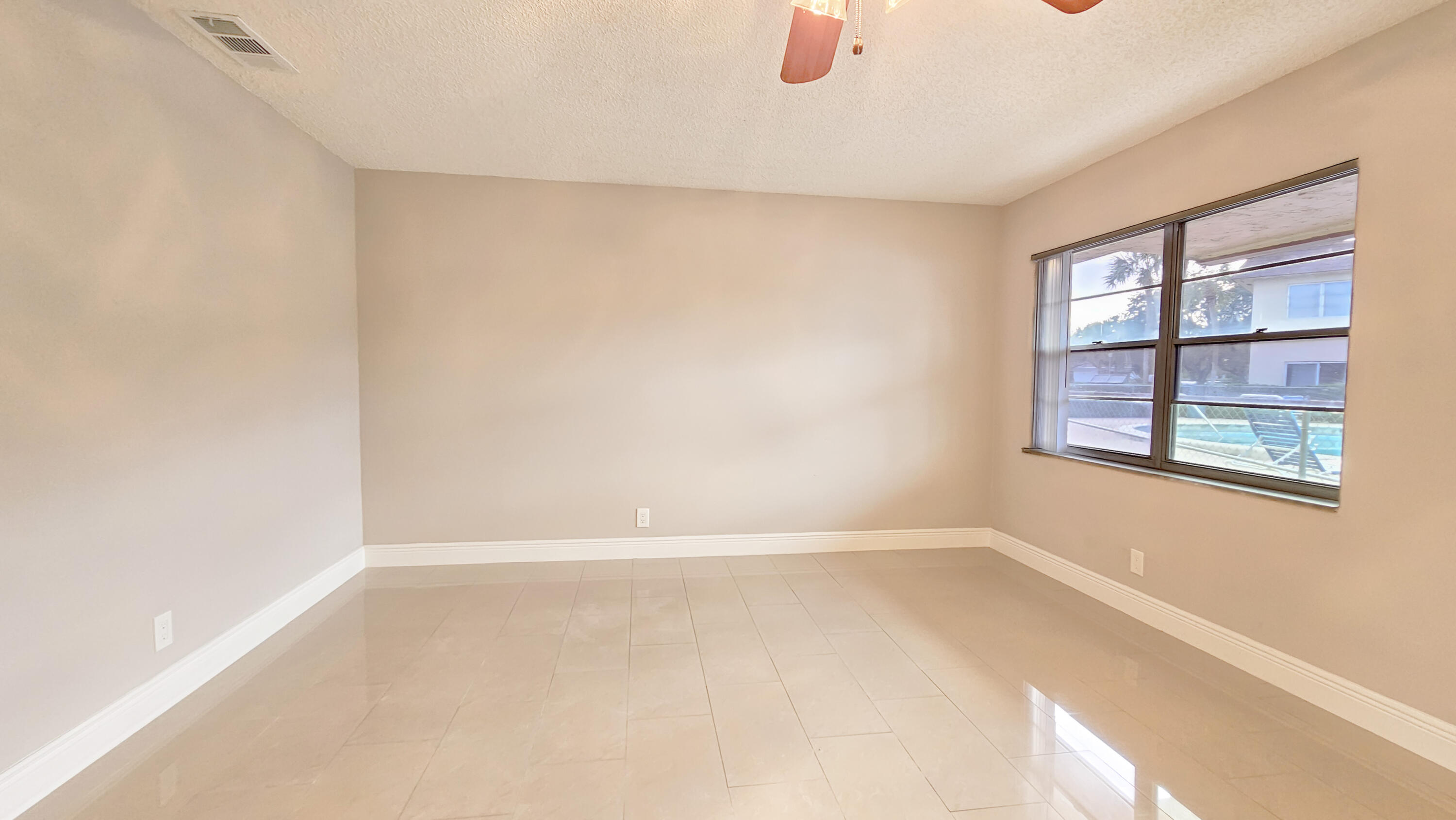 416 Lakeside Drive 129