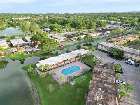 Tiny photo for 416 Lakeside Drive #129, Margate, FL 33063 (MLS # B26029016)