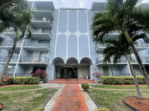 12500 NE 15th Avenue Unit 607, North Miami, FL 33161 - MLS#: R11080441