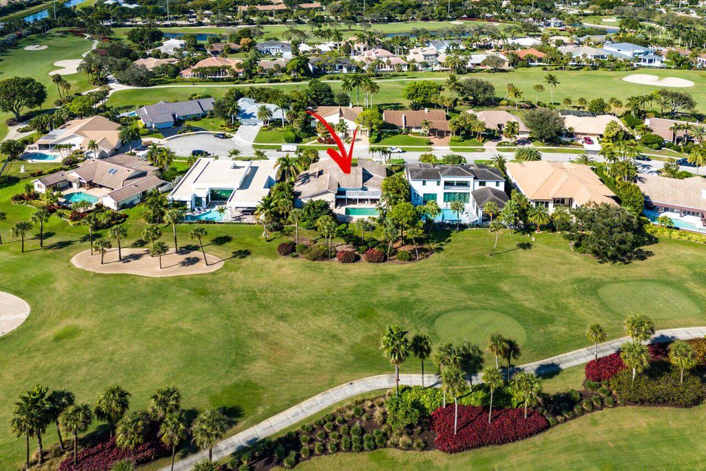 Photo of 4770 Tree Fern Drive, Delray Beach, FL 33445 (MLS # R11054181)