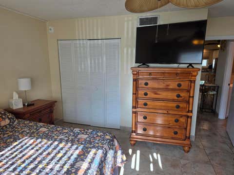 Tiny photo for 808 SE 7th Street #101, Deerfield Beach, FL 33441 (MLS # B26029804)