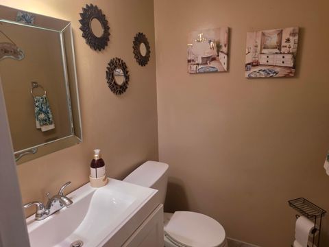 Tiny photo for 808 SE 7th Street #101, Deerfield Beach, FL 33441 (MLS # B26029804)
