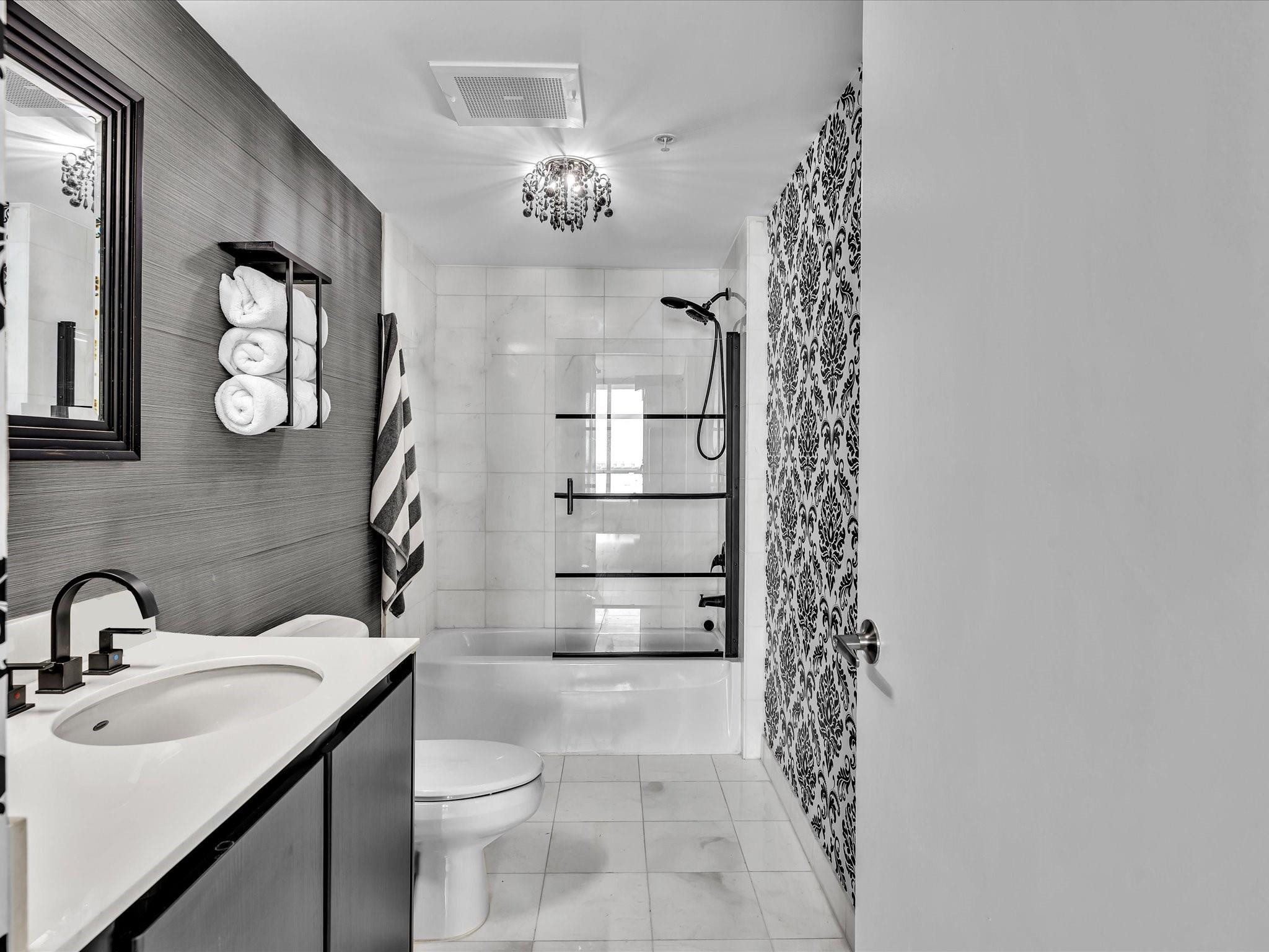 Onyx On The Bay - Residential Lease