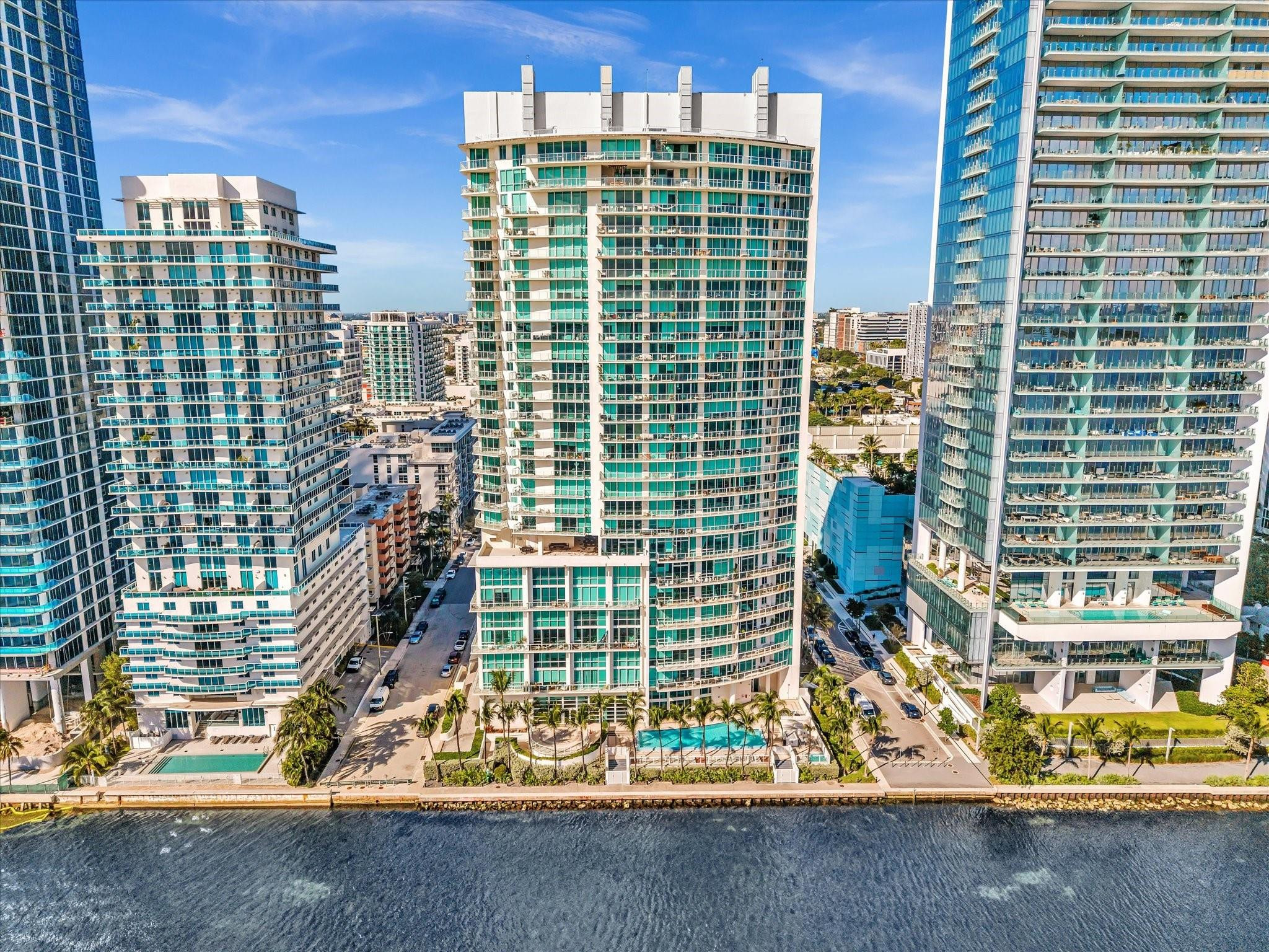 Onyx On The Bay - Residential Lease