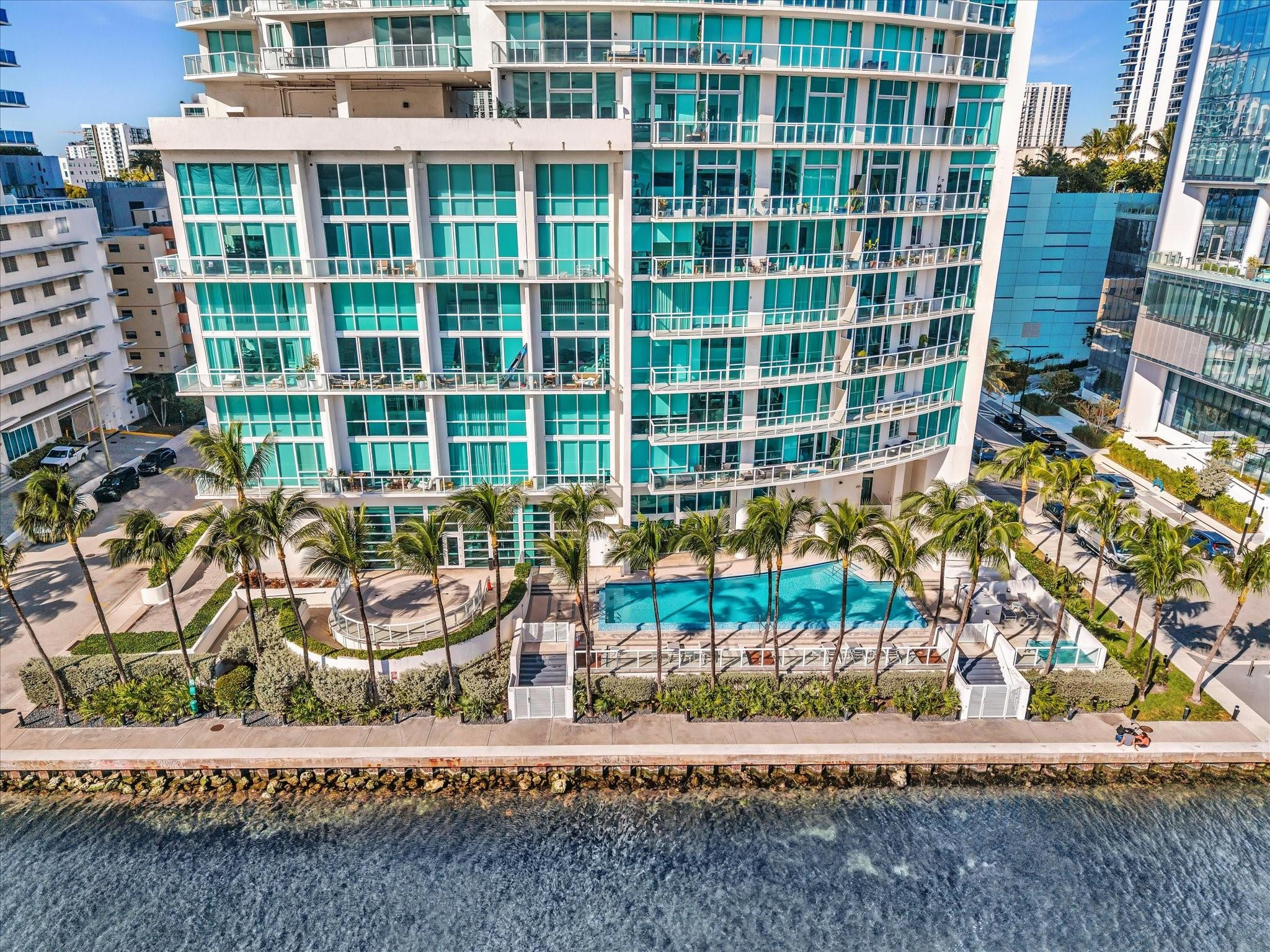 Onyx On The Bay - Residential Lease