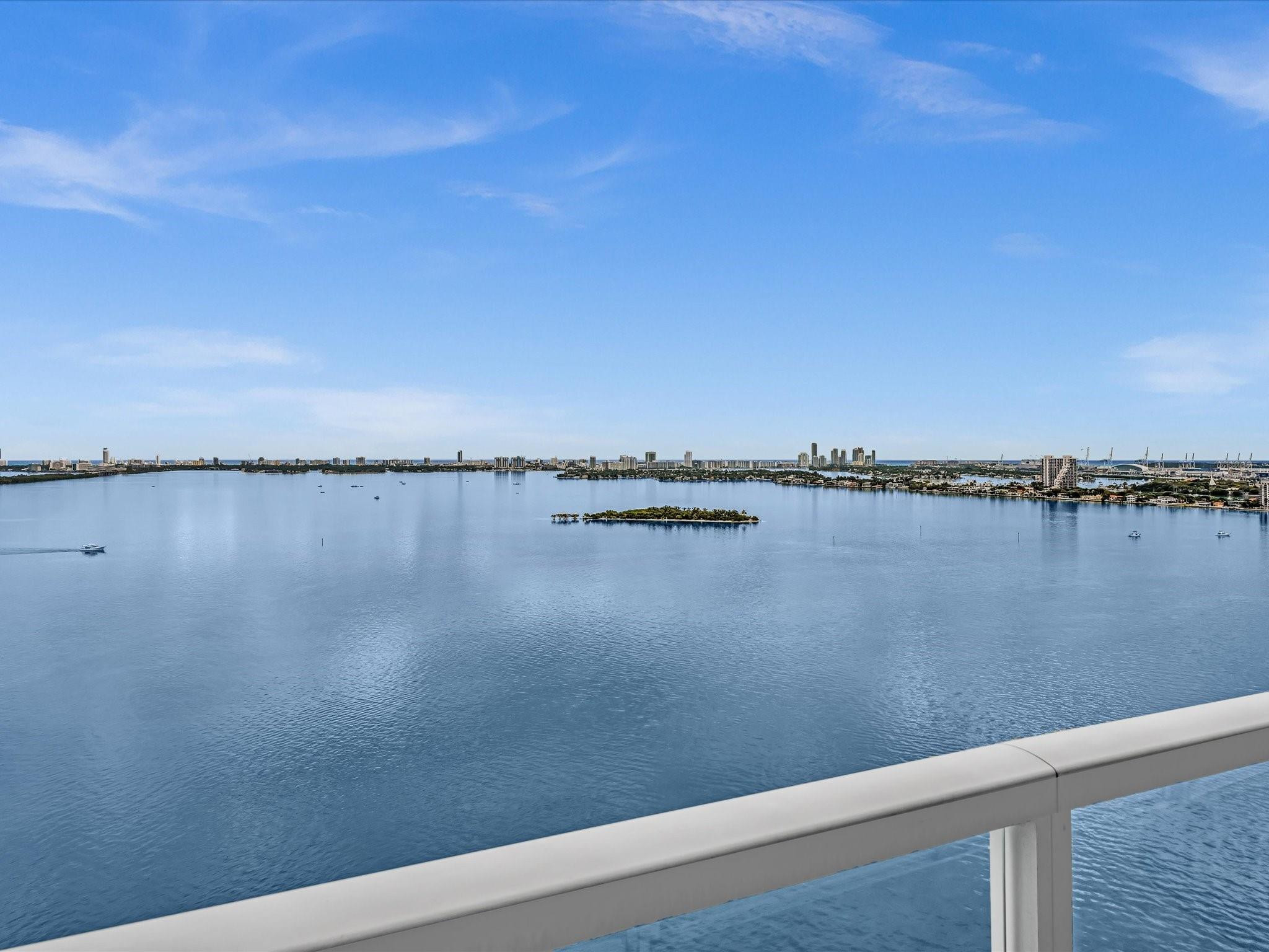 Onyx On The Bay - Residential Lease