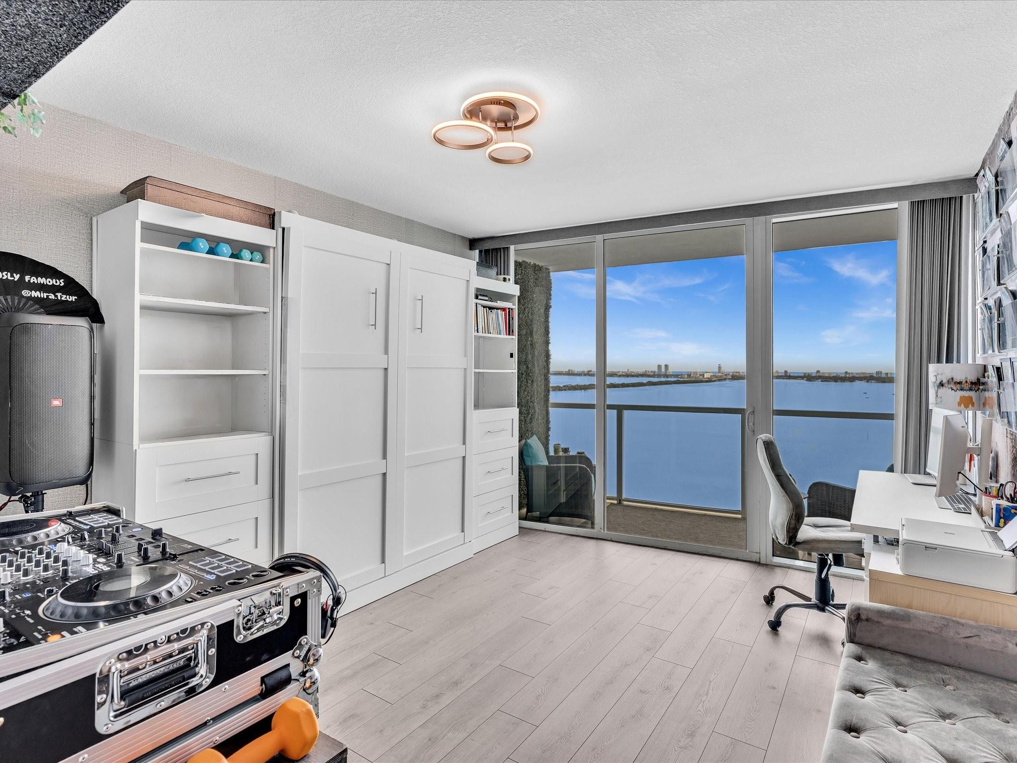 Onyx On The Bay - Residential Lease