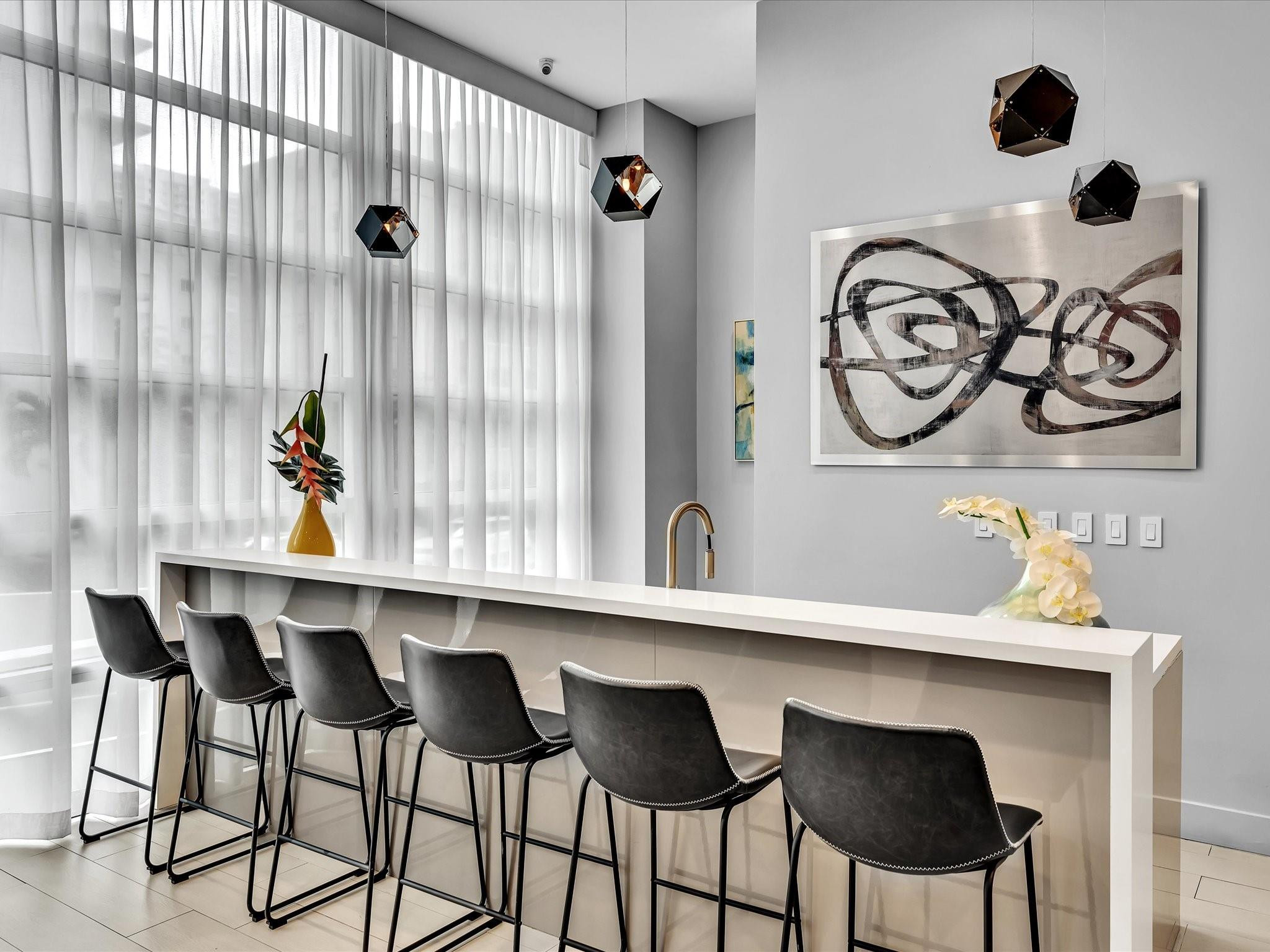 Onyx On The Bay - Residential Lease