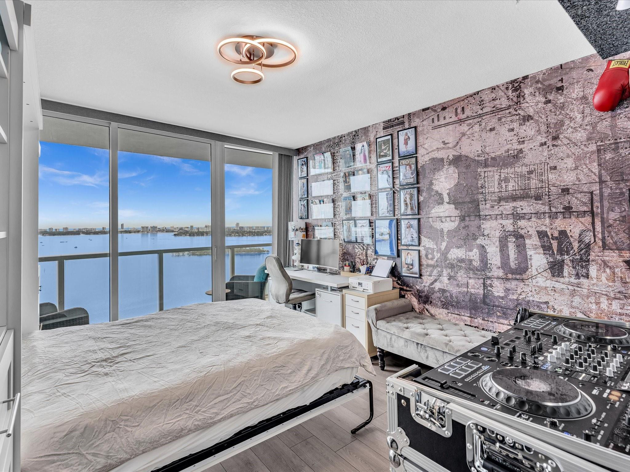 Onyx On The Bay - Residential Lease