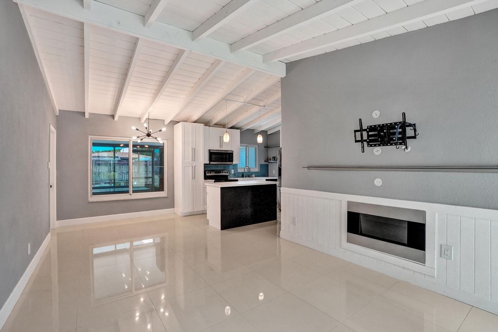 Photo of 4670 SW 25th Avenue, Fort Lauderdale, FL 33312 (MLS # B26018675)