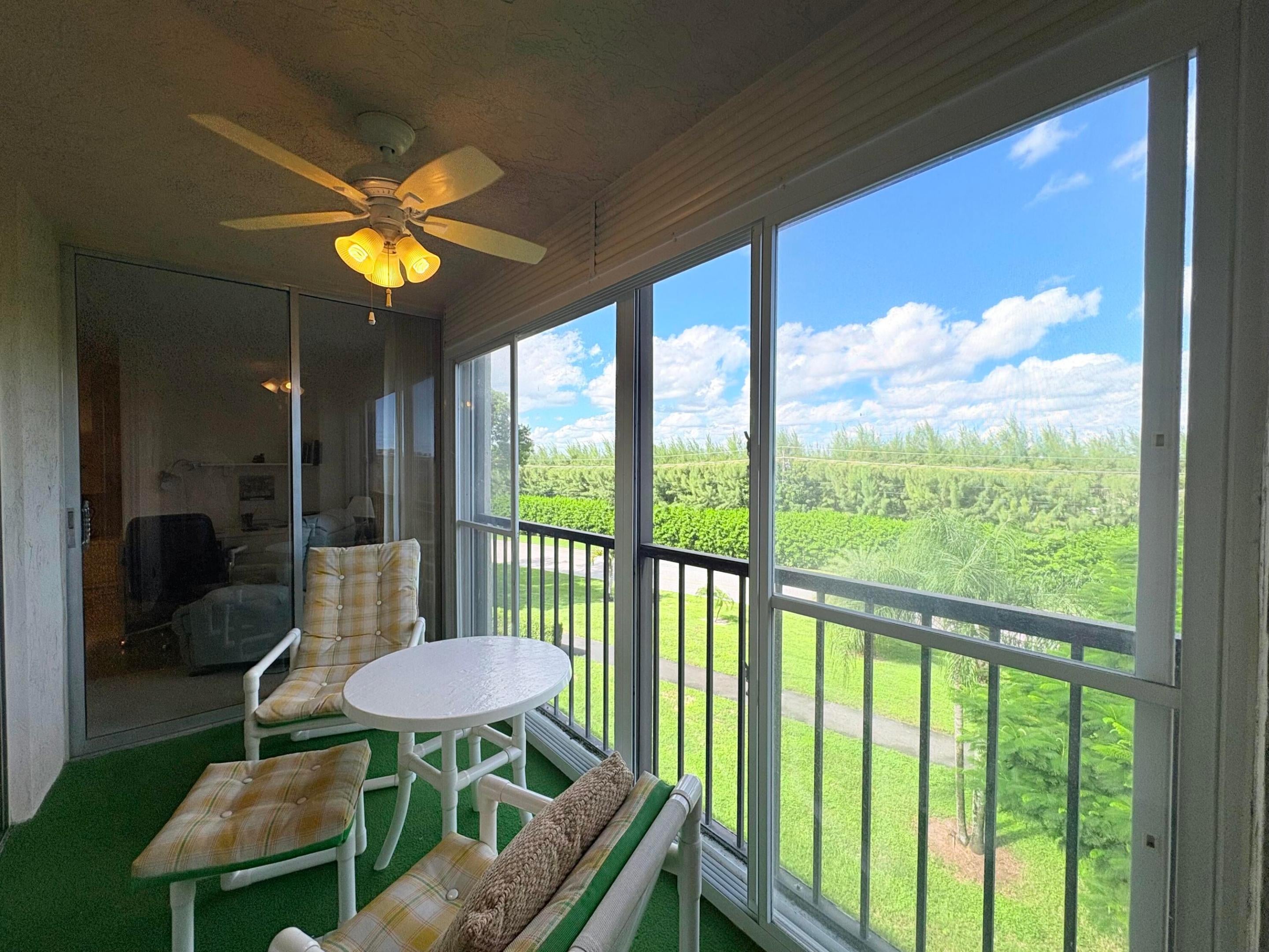 6935 HUNTINGTON Lane 404