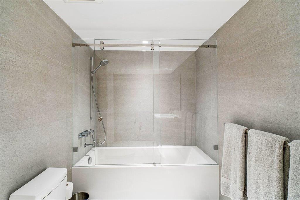 SLOANS CURVE II NORTH BUI - Residential