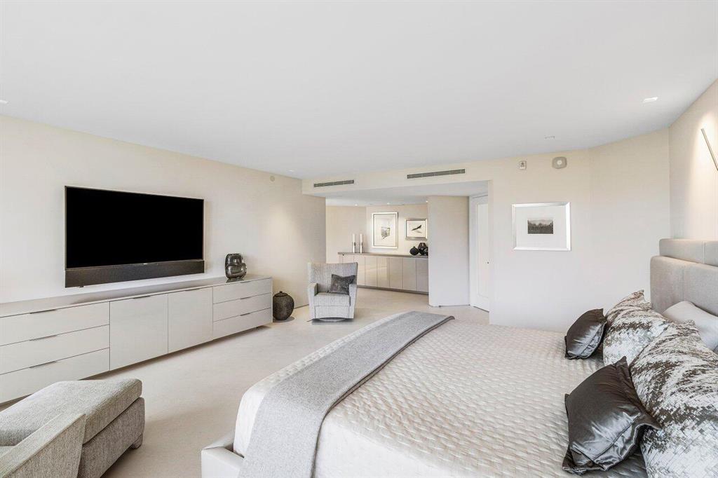 SLOANS CURVE II NORTH BUI - Residential