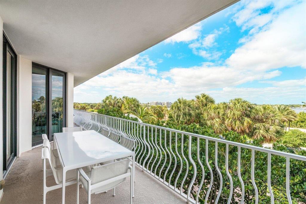 SLOANS CURVE II NORTH BUI - Residential