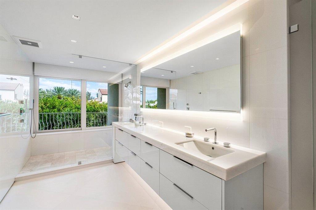 SLOANS CURVE II NORTH BUI - Residential