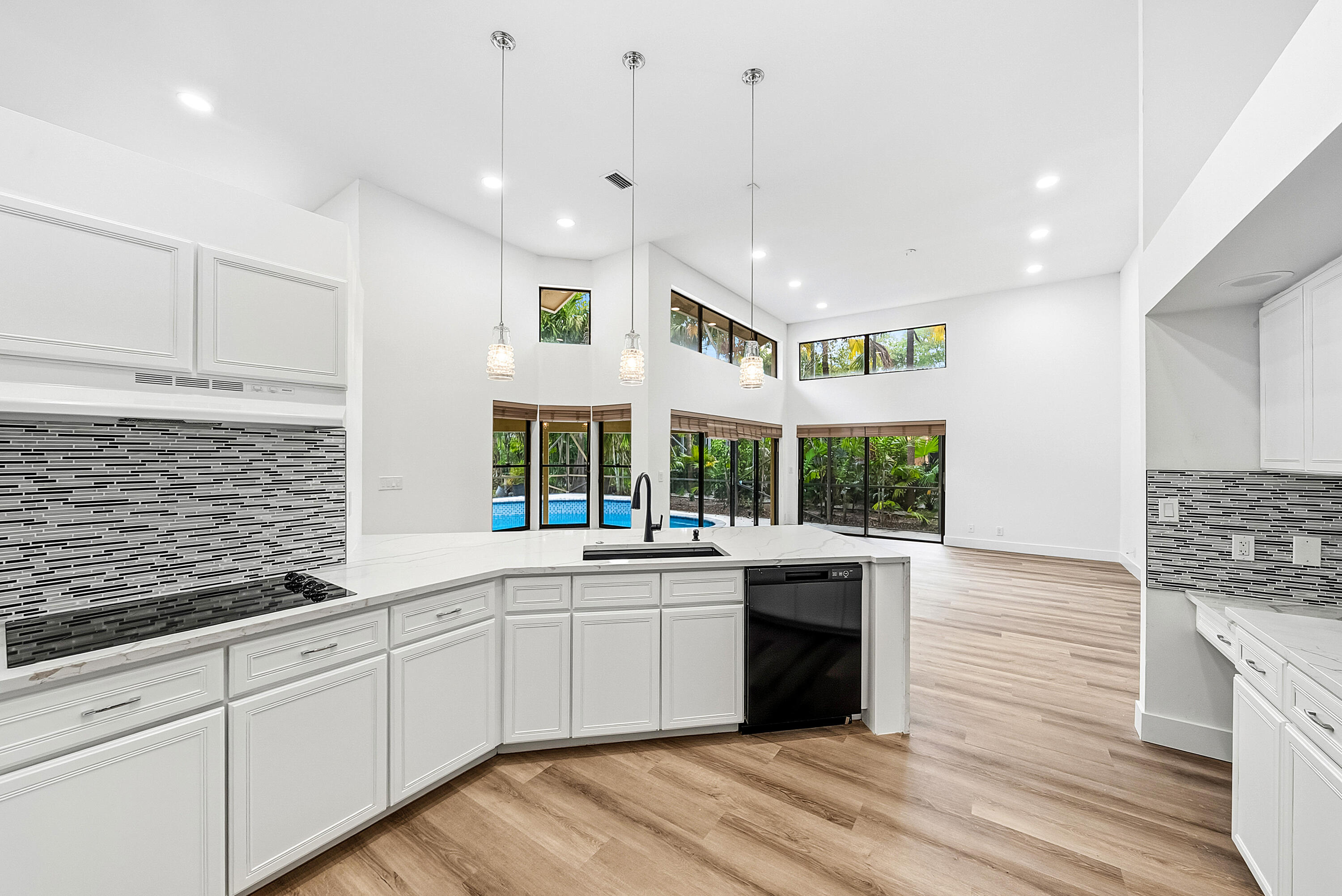 TRACT C OF MISSION BAY - Residential