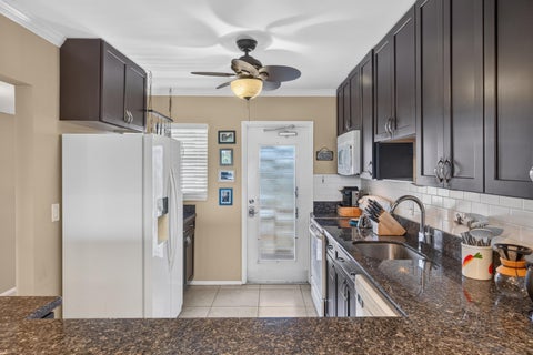 Tiny photo for 3010 NE 16th Avenue #502, Oakland Park, FL 33334 (MLS # B26047338)