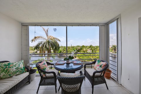Tiny photo for 3010 NE 16th Avenue #502, Oakland Park, FL 33334 (MLS # B26047338)