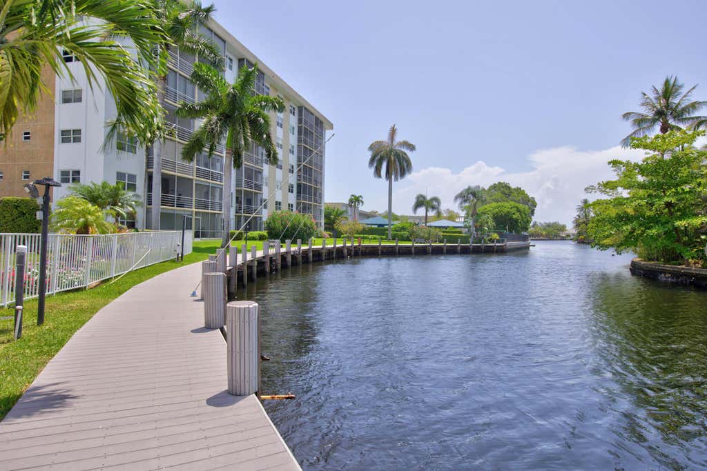 Photo of 3010 NE 16th Avenue #502, Oakland Park, FL 33334 (MLS # B26047338)