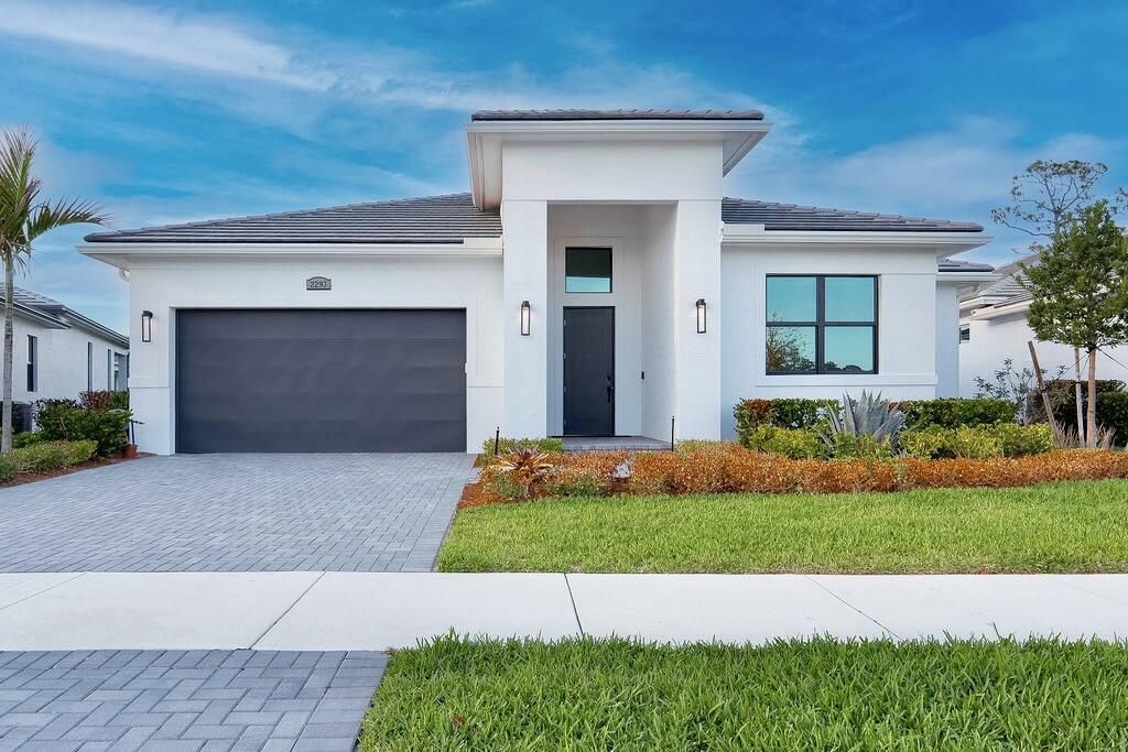 VERANDA ESTATES PHASE 1 - Residential