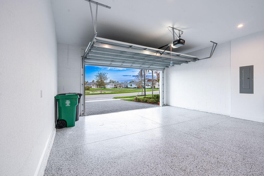 VERANDA ESTATES PHASE 1 - Residential