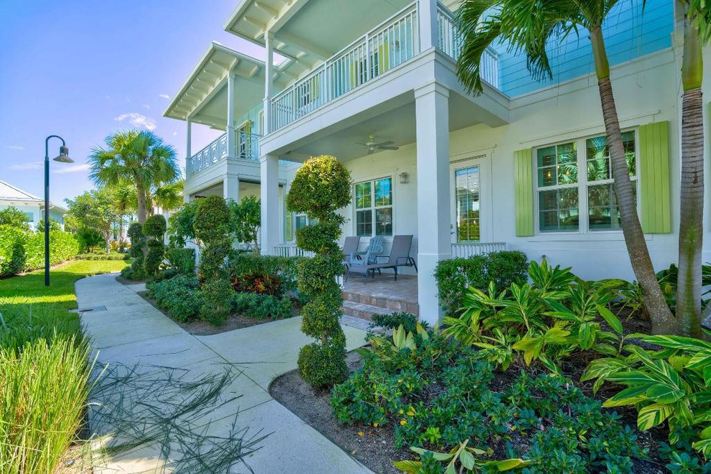 Photo of 412 Inlet Waters Circle, Jupiter, FL 33477 (MLS # R10928137)