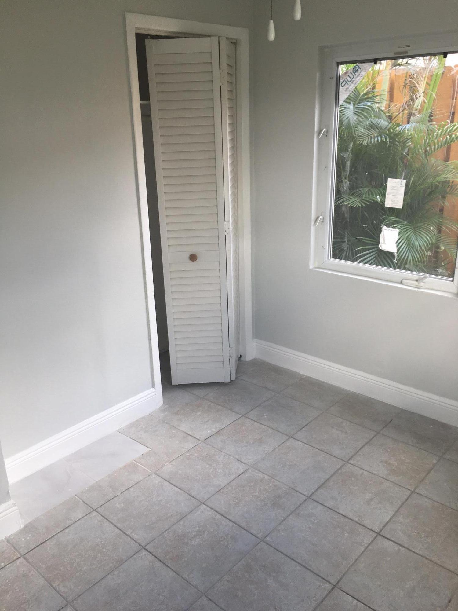 GREENACRES PL 2 IN PB 13 PGS 3 ^ 4 - Residential Lease